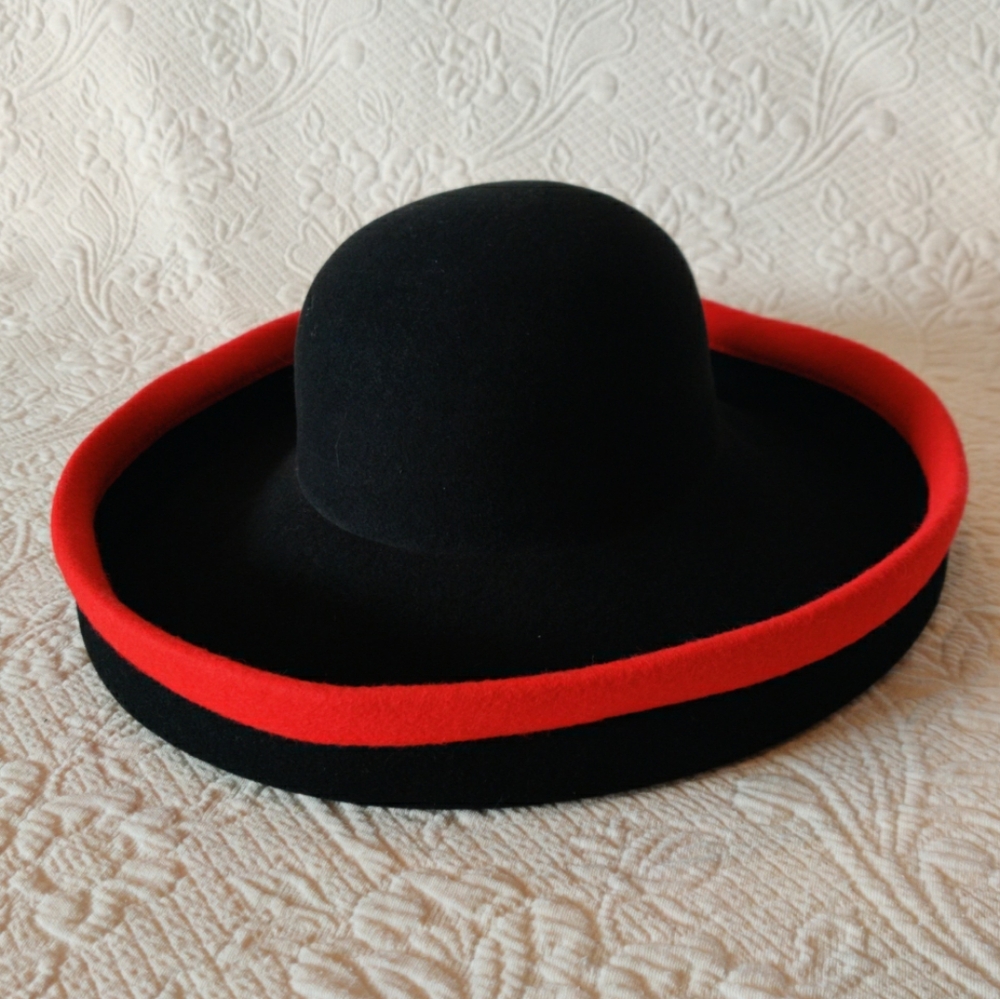 Vintage Adolfo II New York Paris Black Red Trim Bowler Hat 100% Wool